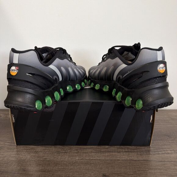 Size 9.5 - Nike Air Max DN8 Black/Volt-LT Smoke Grey-Black Shoes FQ7860-003 main image 8